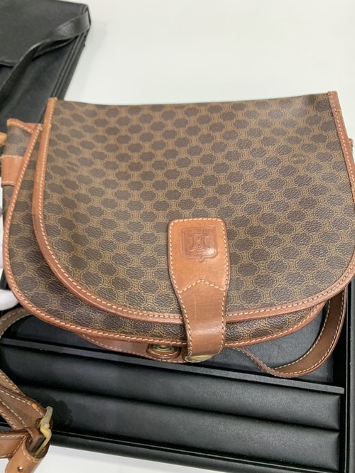 ブランドバッグ