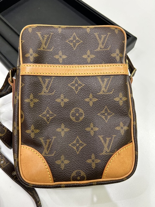 ブランドバッグ