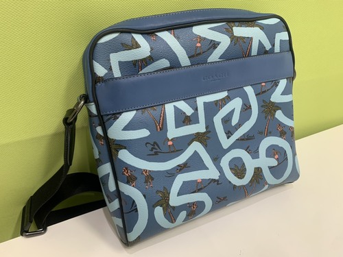 ブランドバッグ