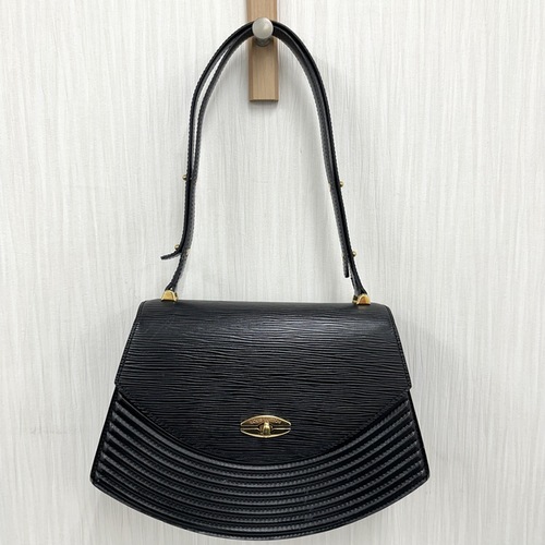 ブランドバッグ