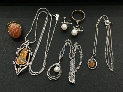 K18・K18WGの石付きジュエリーやシルバーアクセサリーなど複数点お買取