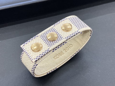 【極美品】ルイヴィトン ブレスレット（ノベルティ品） ヴィトンのノベルティブレスレットをお買取いたしました。 ｜ 三木市の