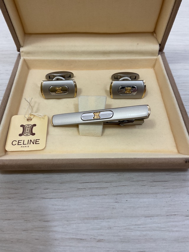 #セリーヌ　#タイピン　#カフス