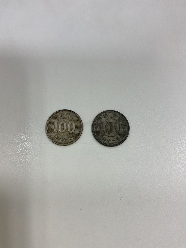 #100円　#硬貨