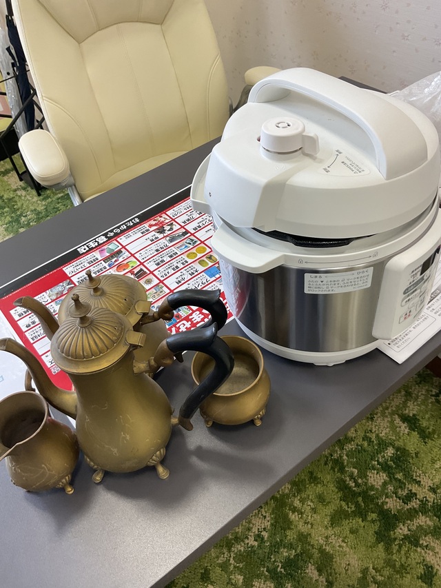 ティーセット　圧力鍋