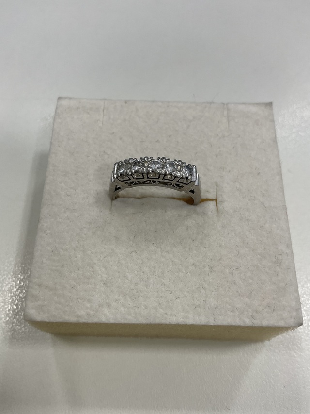 pt900 リング　メレダイヤ