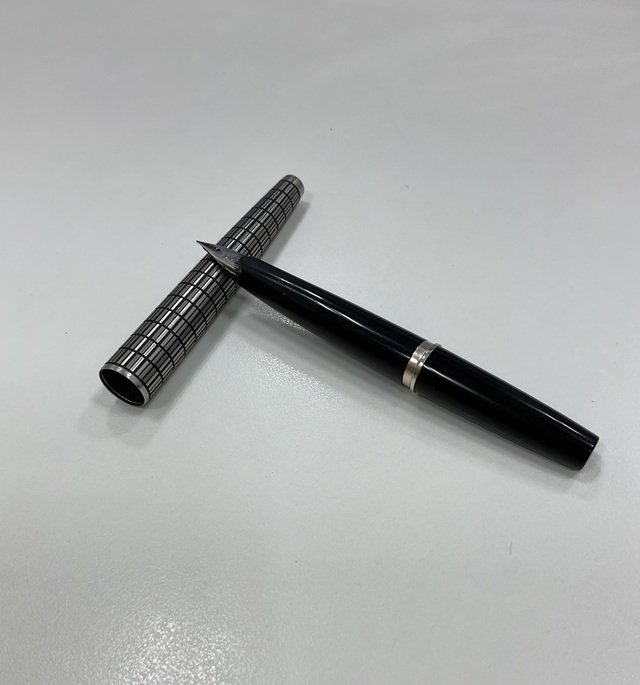 万年筆　パイロット