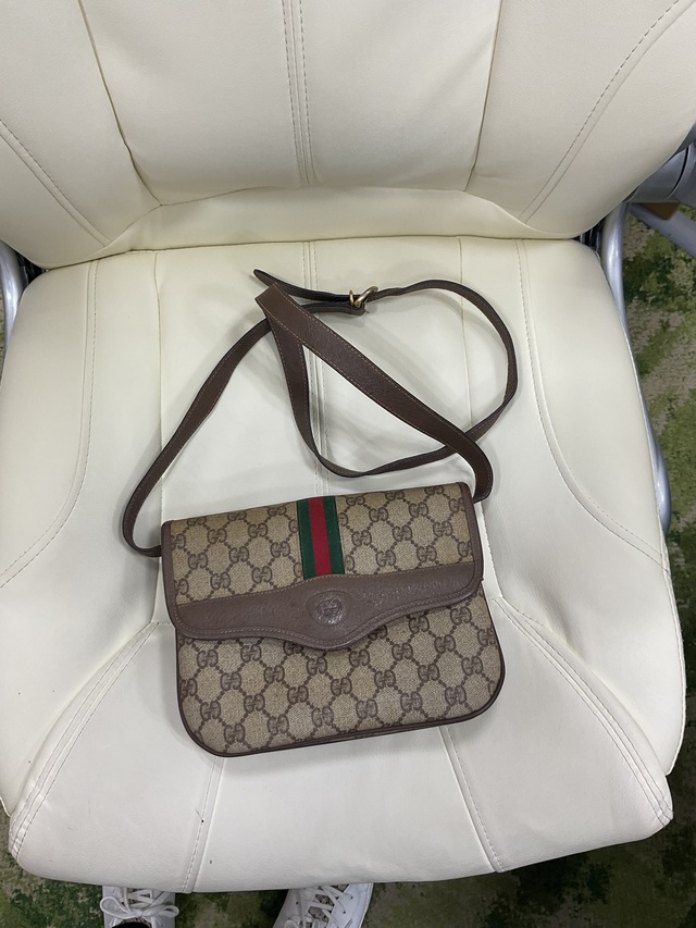 オールドグッチGG シェリーライン